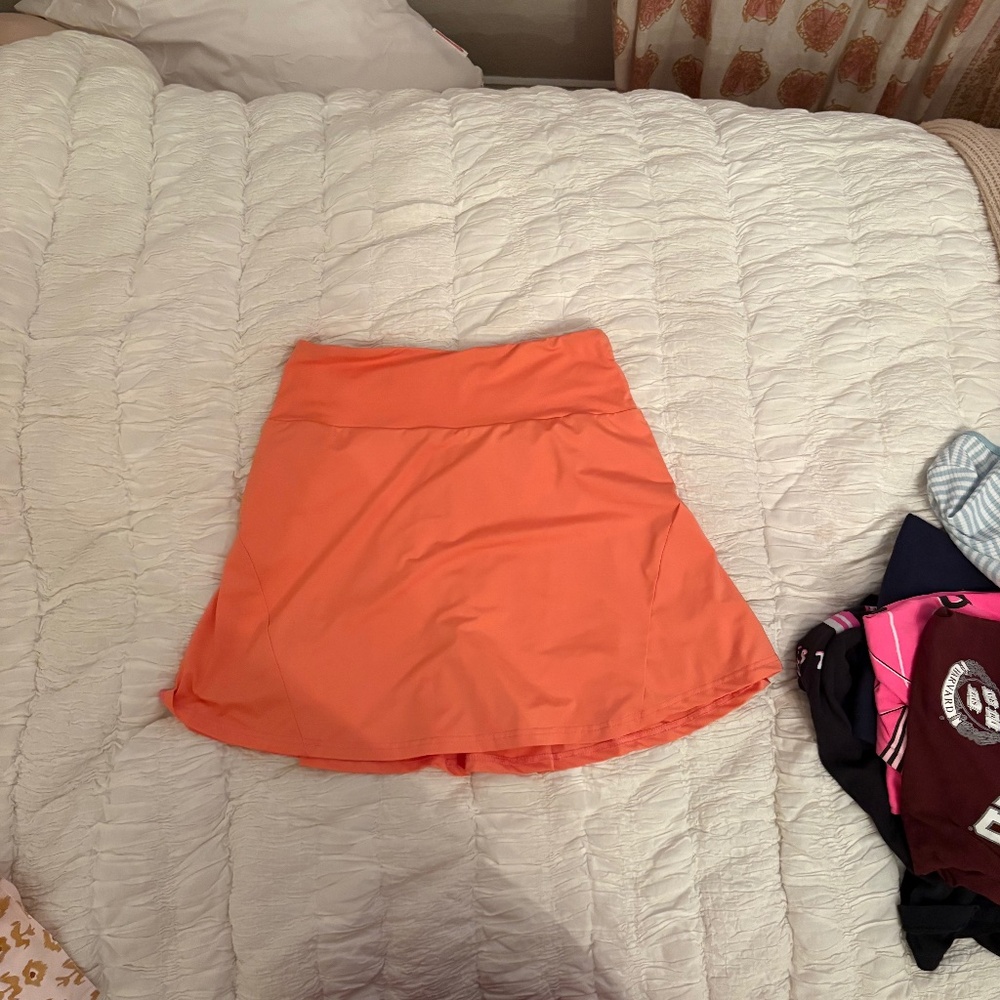 PAPAYA Pleated Skirt